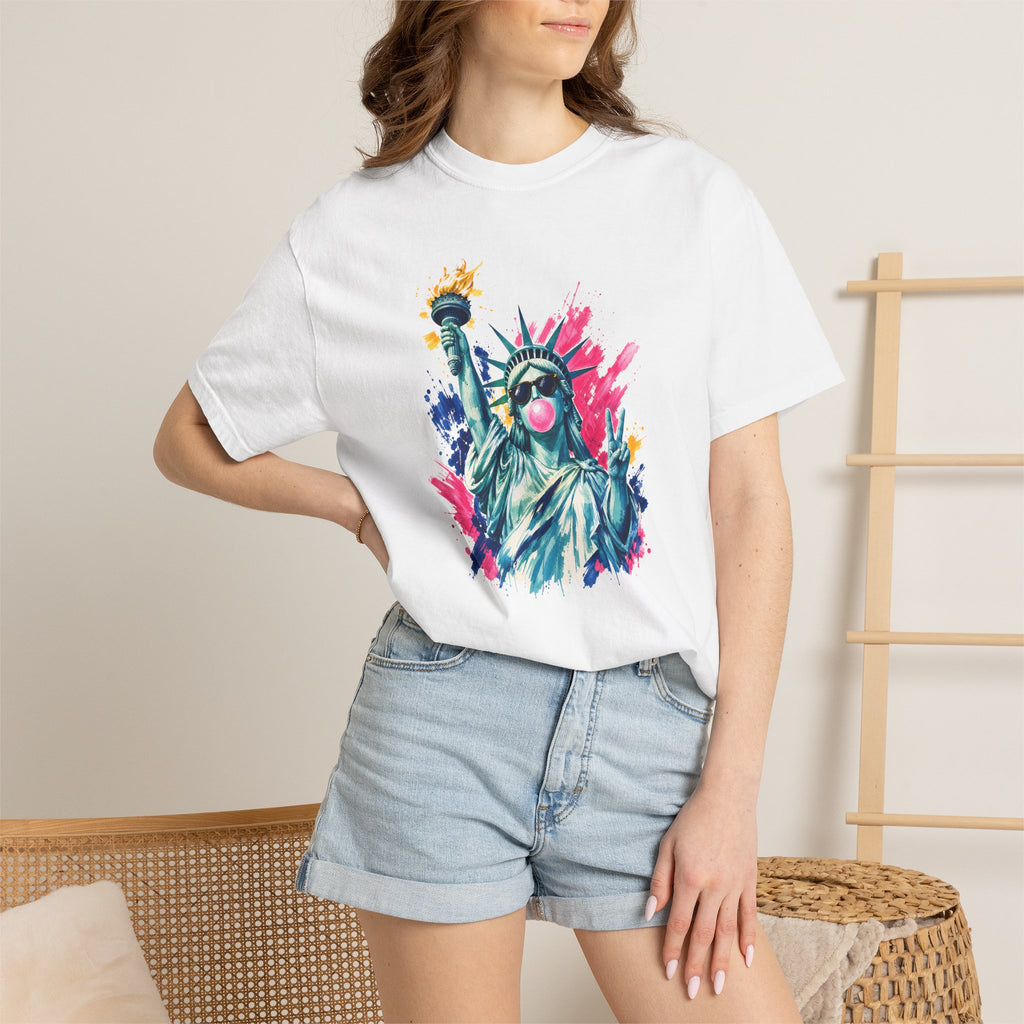 Statue of Liberty Bubblegum Pop Art T-shirt | NYC Liberty Graphic Tee