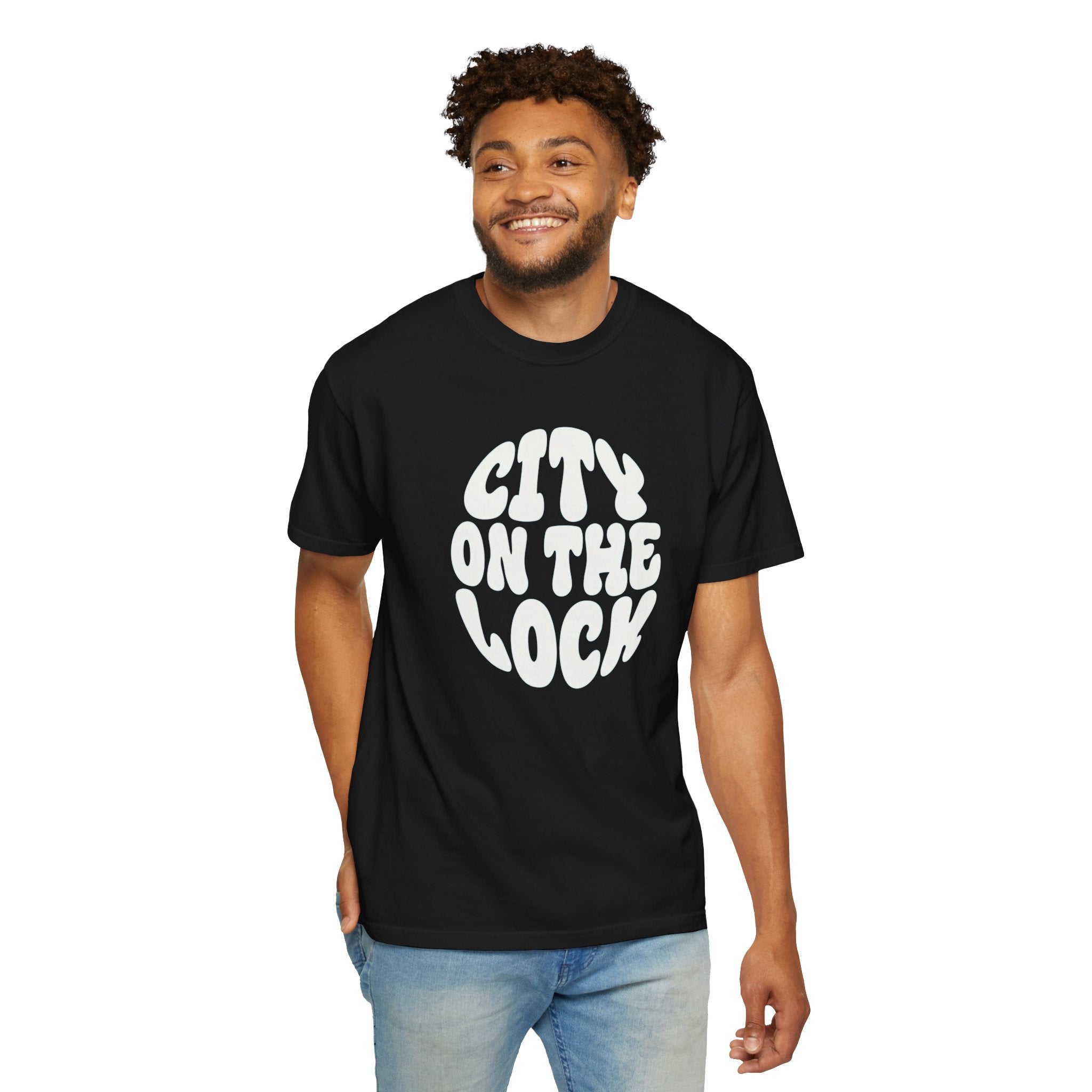 City On The Lock Retro Bubble Letter Graphic T-shirt | Urban Streetwear